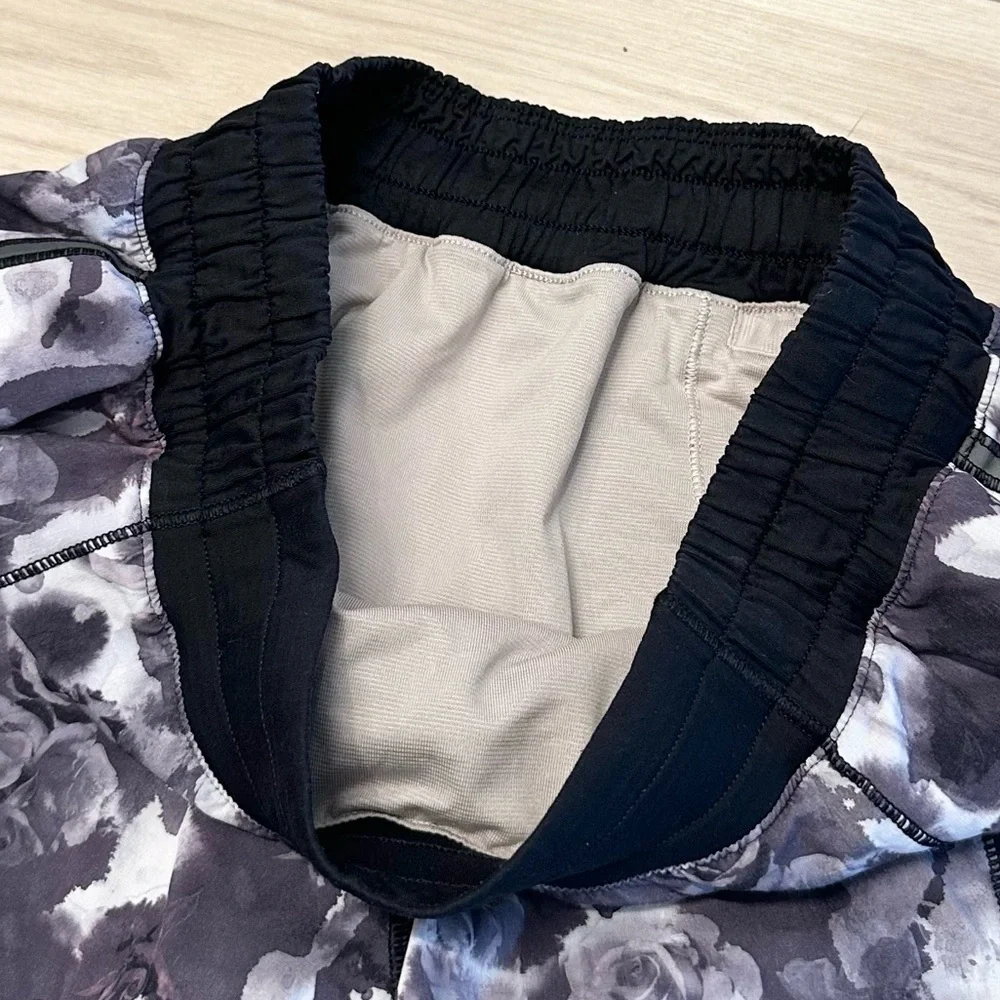 Lululemon Women’s Hotty Hot Athletic Short
